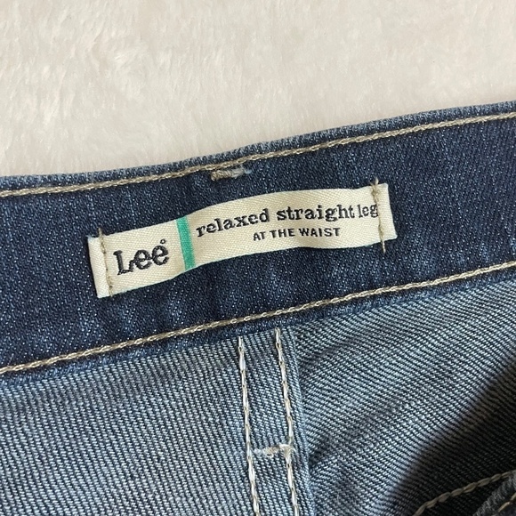❌SOLD Lee Relaxed Straight Leg at the Waist Denim Jeans, Medium Wash, Size 14 S - Picture 2 of 6